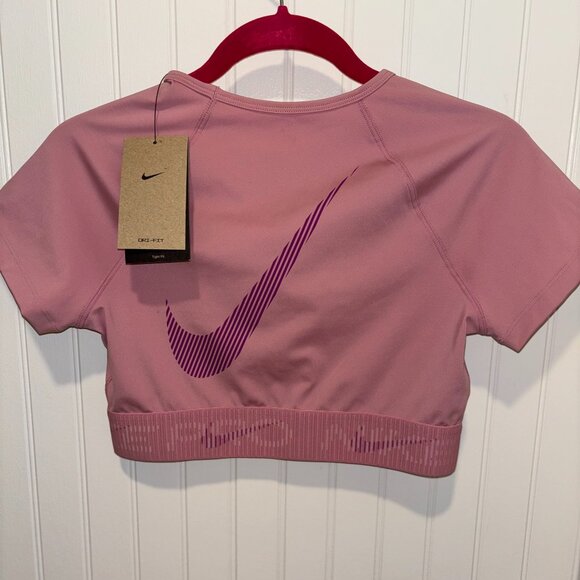 Nike Pro Crop NWT - Picture 3 of 7